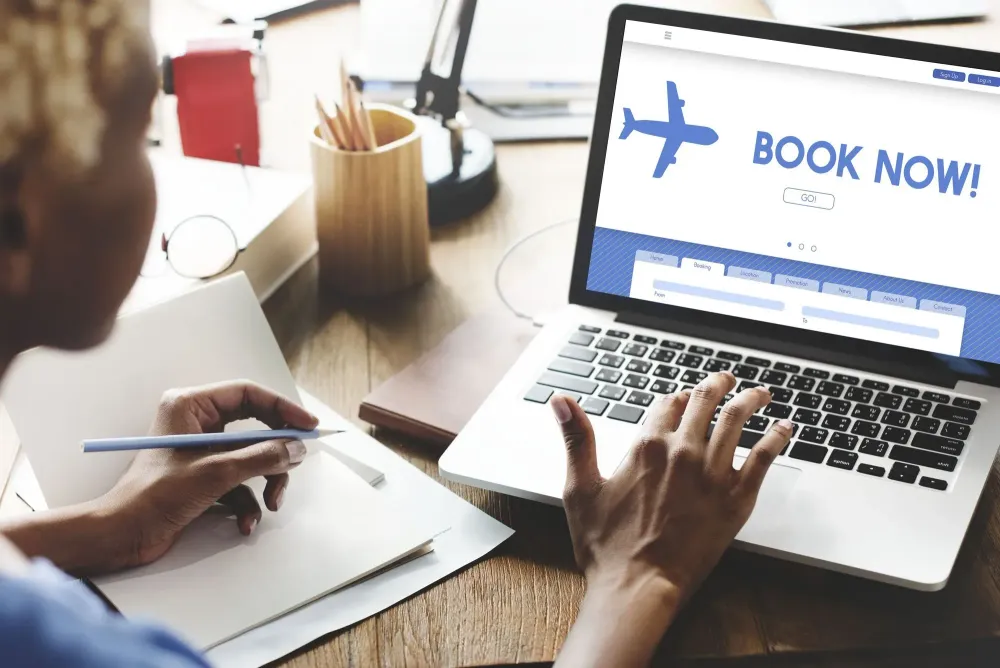 Budget Travel Myth # 5: "Book Early"